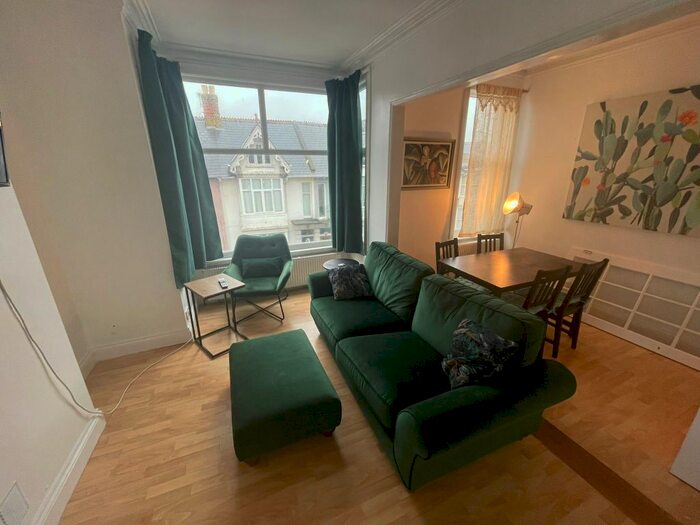 2 Bedroom Flat To Rent In Abingdon Road, Mutley, Plymouth, PL4