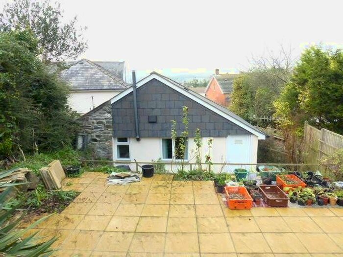 1 Bedroom Property To Rent In Ferryside SA17