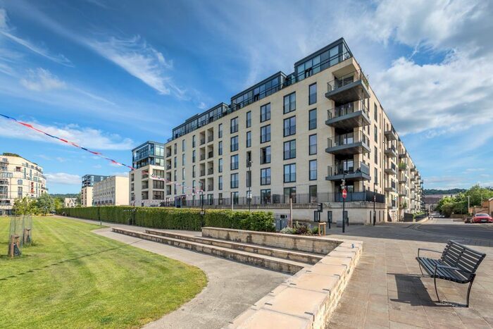 2 Bedroom Flat To Rent In Alexandra House, Elizabeth Parade, Bath, BA2