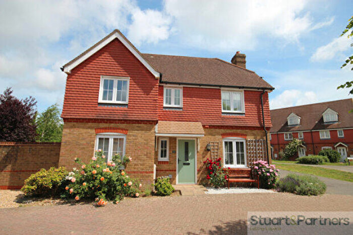 4 Bedroom Detached House To Rent In Elm Tree Close, Hassocks, BN6