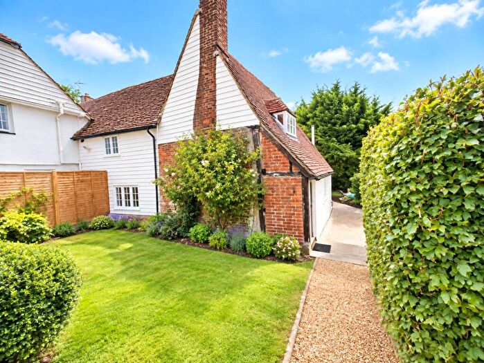 2 Bedroom Semi Detached House To Rent In Lower Road, East Farleigh, Maidstone, Kent, ME15