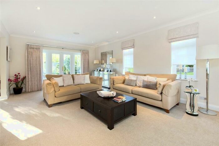 5 Bedroom Detached House To Rent In Ruxley Ridge, Claygate, Esher, Surrey, KT10