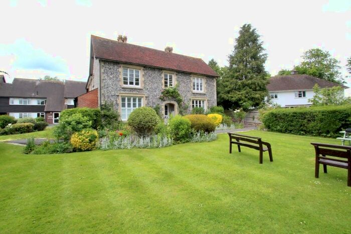 1 Bedroom Flat For Sale In Vicarage Close, Ringmer, Lewes, East Sussex, BN8