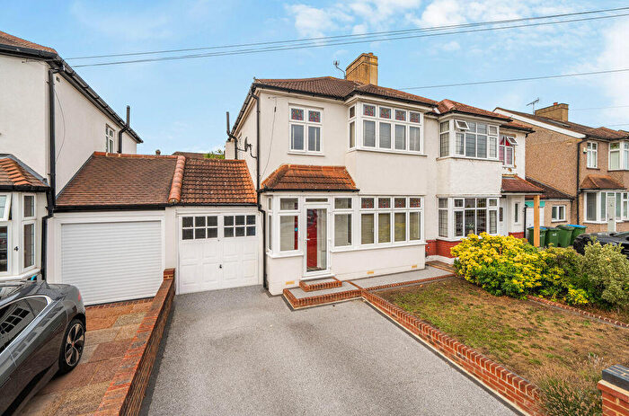 3 Bedroom Semi Detached House For Sale In Clayfarm Road, New Eltham, SE9