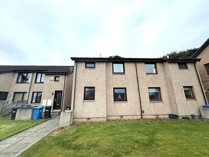 1 Bedroom Maisonette For Sale In Hilton Crescent, Hilton, Inverness., IV2