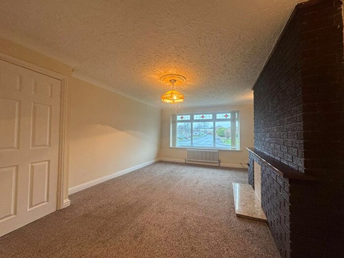 3 Bedroom Semi-Detached Bungalow To Rent In Bleasdale Avenue, Knottingley, WF11