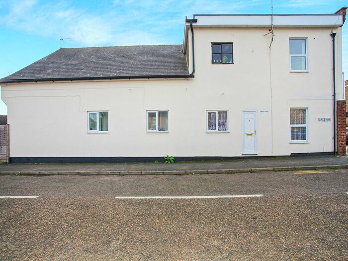 1 Bedroom Flat To Rent In Pecks Court, High Street, Chatteris, PE16