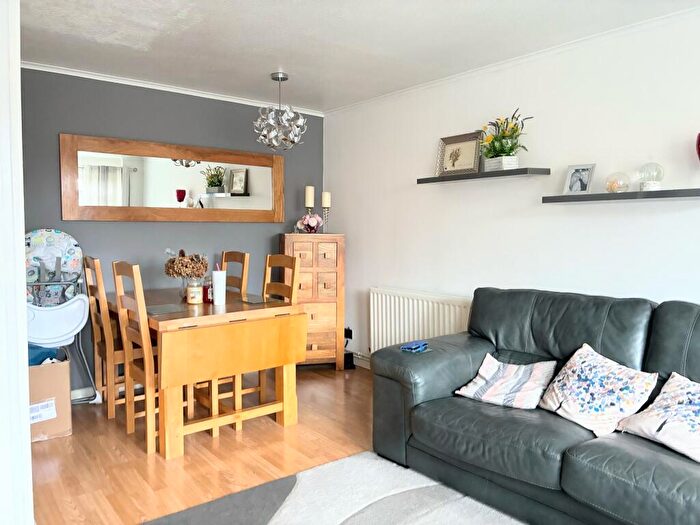 3 Bedroom Terraced House To Rent In Chapel Field, Great Barford, MK44