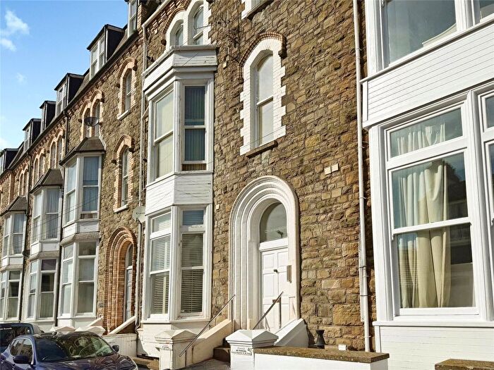 2 Bedroom Flat For Sale In Capstone Crescent, Ilfracombe, Devon, EX34
