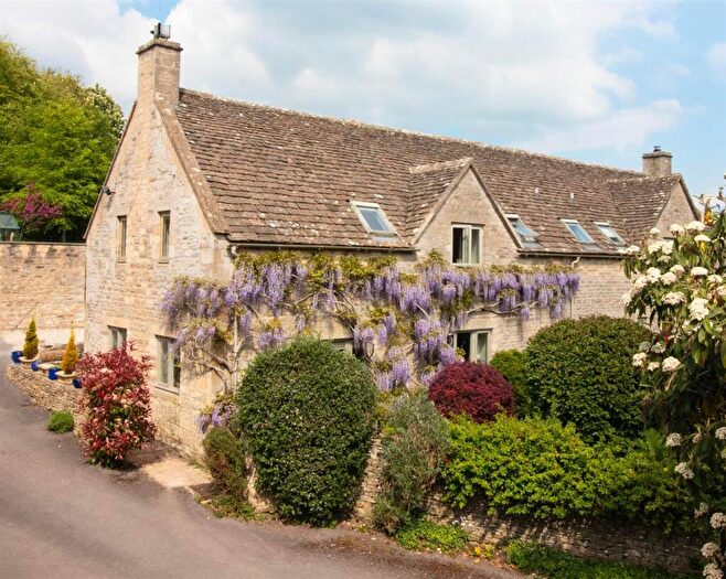 4 Bedroom Detached House For Sale In Compton Abdale, Cheltenham, GL54