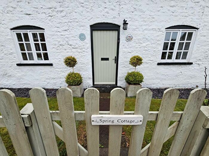 4 Bedroom Cottage For Sale In Ermine Street, Appleby, DN15