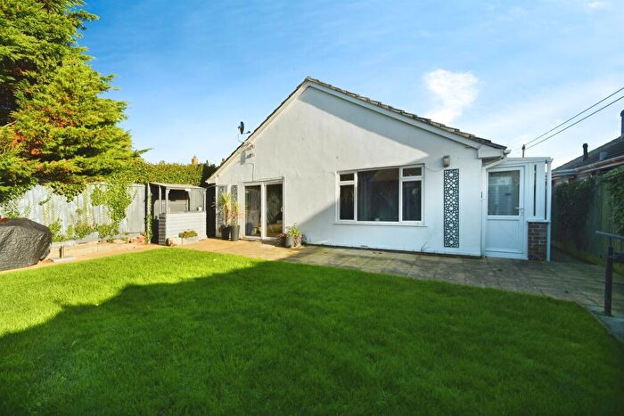 3 Bedroom Detached Bungalow For Sale In Capel Avenue, Peacehaven, BN10