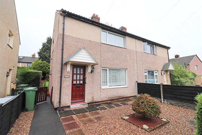 2 Bedroom Semi-detached House For Sale In Smithy Parade, Dewsbury, WF12