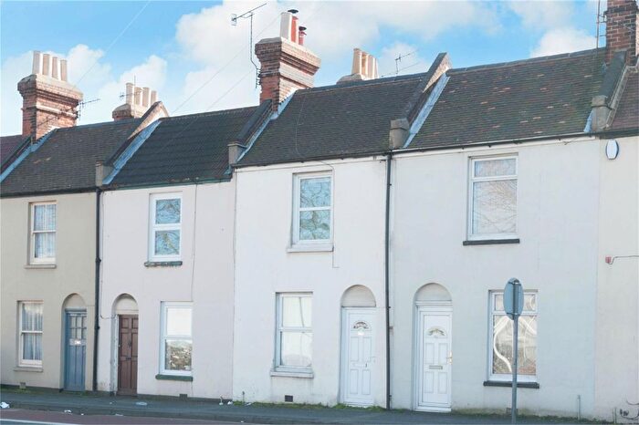 2 Bedroom Terraced House For Sale In Sturry Road, Canterbury, Kent, CT1