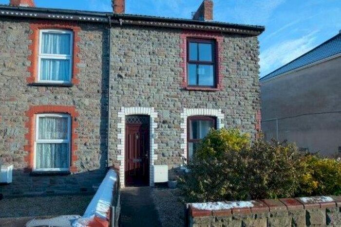 2 Bedroom Property To Rent In Lodge Road, Bristol, BS15