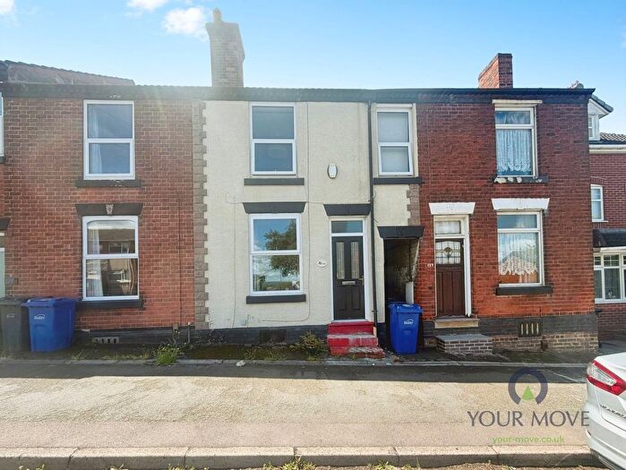 3 Bedroom Terraced House To Rent In Clifton Street, Bilston, West Midlands, WV14