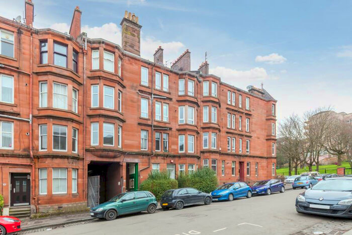 1 Bedroom Flat To Rent In Exeter Drive, Thornwood, G11