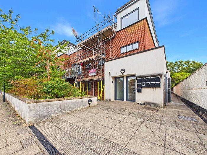 1 Bedroom Flat For Sale In Sunningdale Gardens, London, NW9