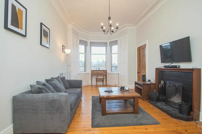 2 Bedroom Flat To Rent In Comiston Road, Edinburgh, EH10