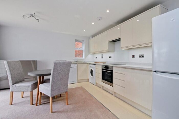 2 Bedroom Apartment To Rent In Oxford Road, Kidlington, OX5