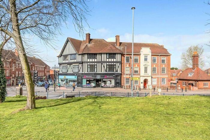 1 Bedroom Flat To Rent In Hermitage Road, Hitchin, Hertfordshire, SG5