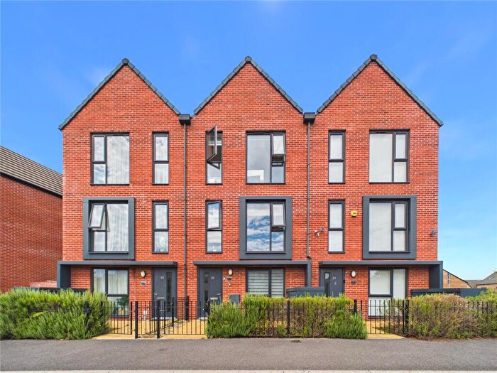4 Bedroom Terraced House For Sale In Butterfly Lane, Bristol, BS13