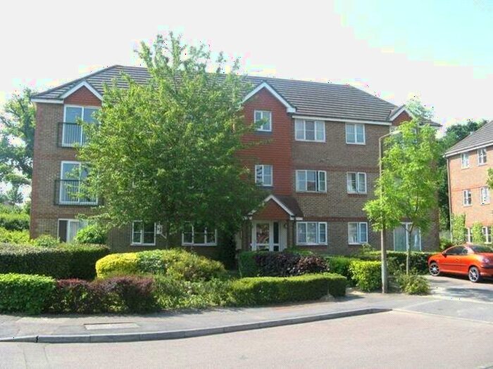 1 Bedroom Apartment To Rent In Fenchurch Road, Maidenbower, Crawley, West Sussex, RH10