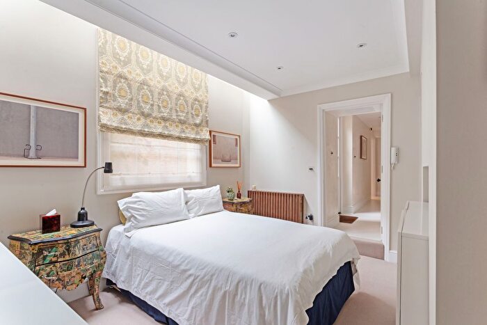 1 Bedroom Flat To Rent In Elizabeth Street, London, SW1W