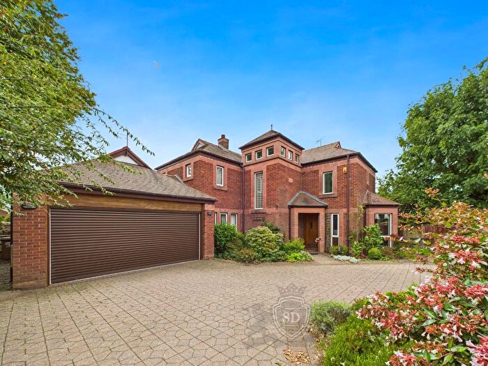 3 Bedroom Detached House For Sale In Mill Lane, Rainhill, Prescot, L35