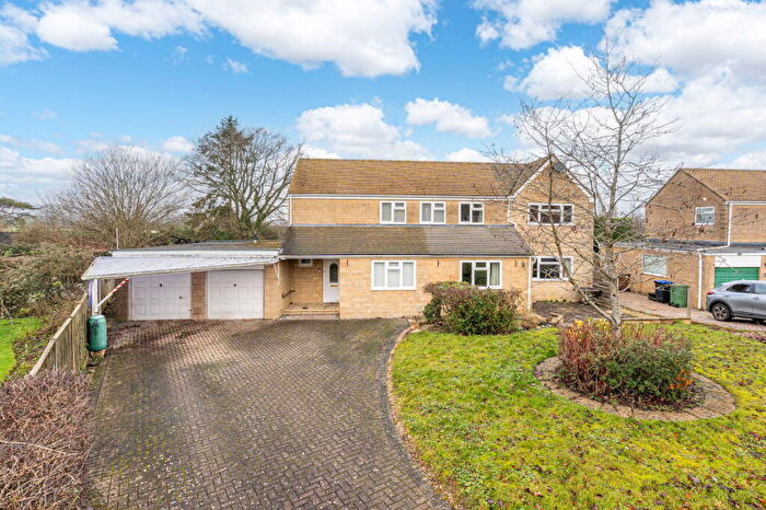 4 Bedroom Detached House For Sale In Sawyers Close, Minety, SN16