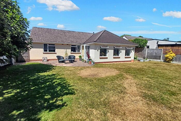 4 Bedroom Detached Bungalow For Sale In Verwood, BH31