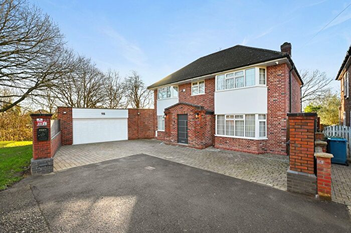 5 Bedroom Detached House For Sale In Vernon Drive, Stanmore, HA7