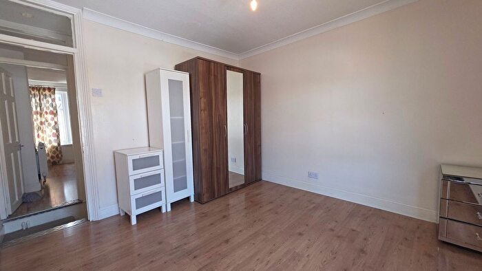 2 Bedroom Terraced House To Rent In Kennedy Road, Barking, IG11