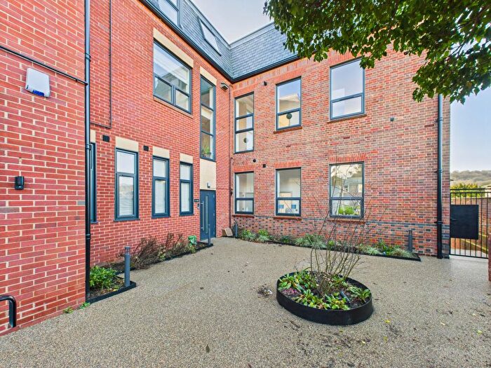 1 Bedroom Flat To Rent In Harlow House, Harlow Road, High Wycombe, Buckinghamshire, HP13