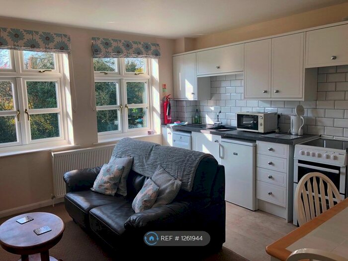 1 Bedroom Flat To Rent In College Road, Denstone, Uttoxeter ST14