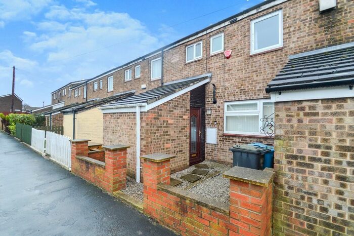 3 Bedroom Terraced House To Rent In Bridport Close, Bransholme, Hull, Yorkshire, HU7