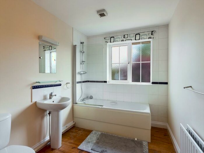 1 Bedroom Flat To Rent In Worting Road, Worting, Basingstoke, RG22