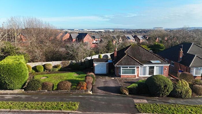3 Bedroom Detached Bungalow For Sale In New Inn Lane, Stoke-on-Trent, Staffordshire, ST4