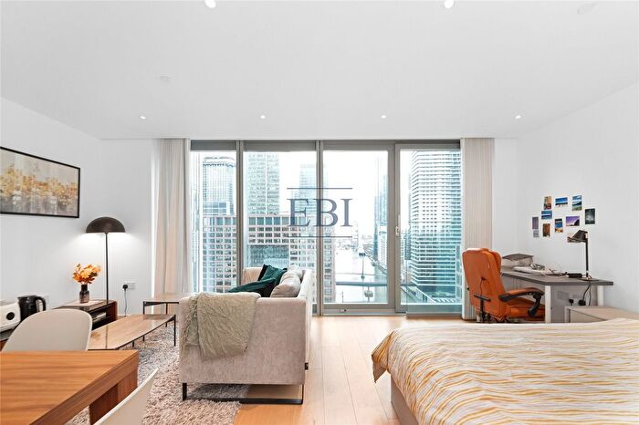 1 Bedroom Studio For Sale In Landmark Pinnacle, Marsh Wall, London, E14