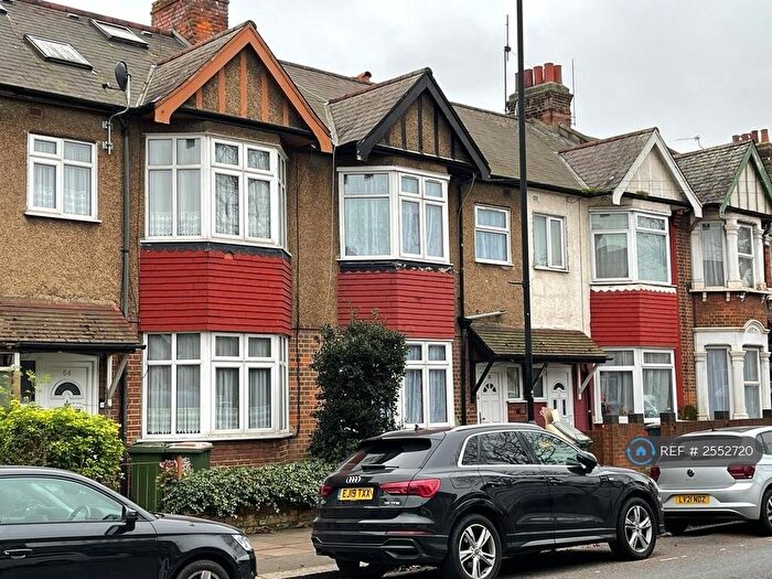 4 Bedroom Terraced House To Rent In Lonsdale Avenue, London, E6