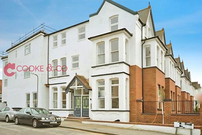 2 Bedroom Flat To Rent In Cumberland Road, Margate, CT9