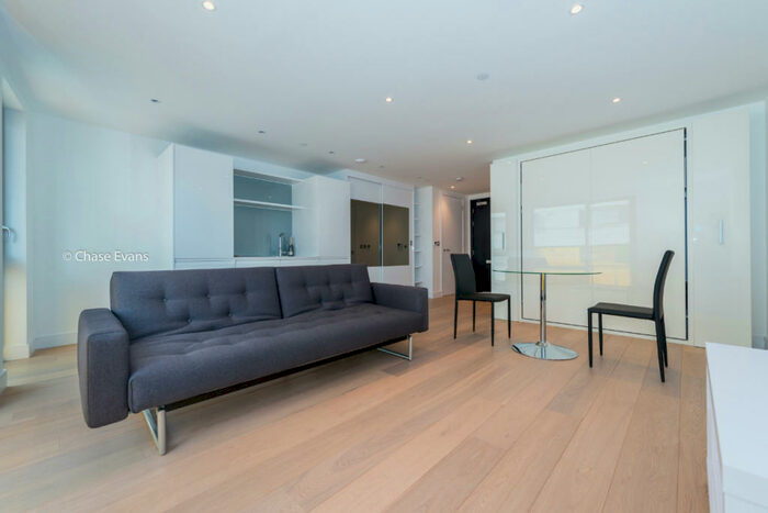 Studio To Rent In Cityscape, Kensington Apartments, Aldgate, E1