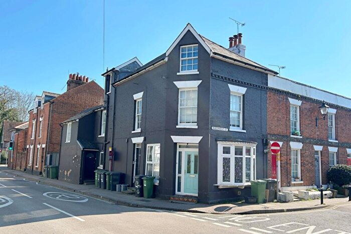 5 Bedroom Terraced House To Rent In Winchester City Centre, SO23