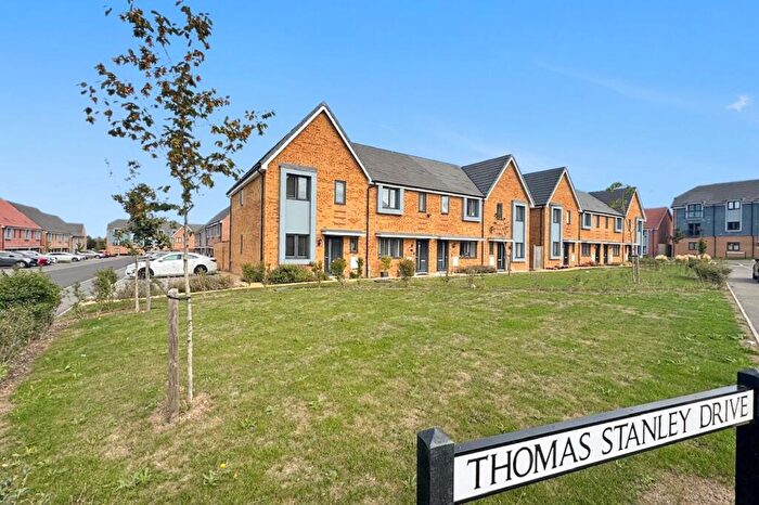 2 Bedroom End Of Terrace House For Sale In Thomas Stanley Drive, Rainham, Gillingham, ME8
