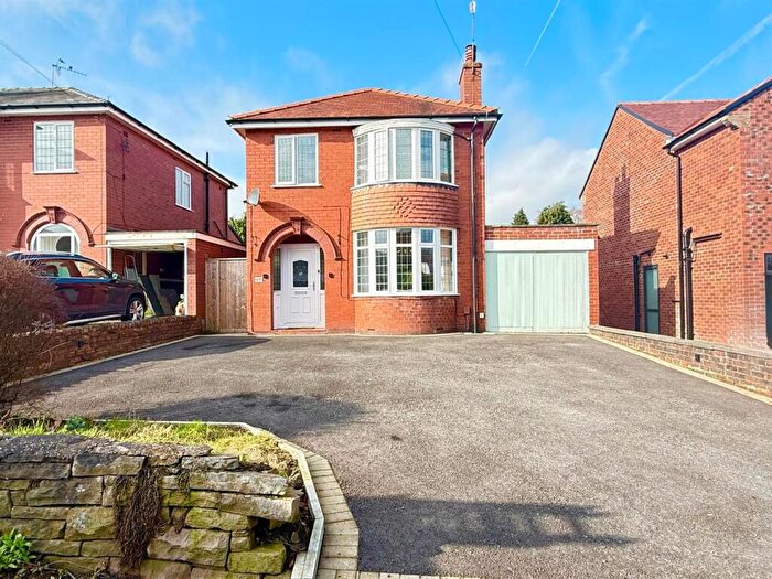 3 Bedroom Detached House For Sale In Ivy Road, Macclesfield, SK11