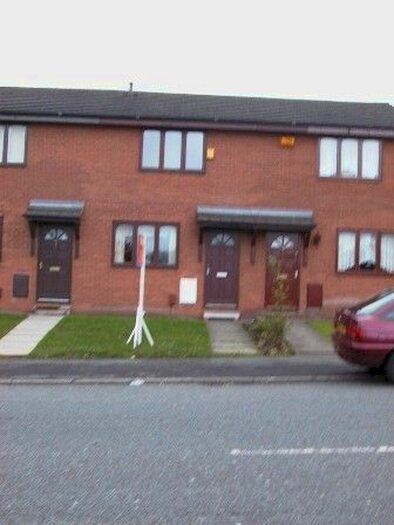 3 Bedroom Mews To Rent In Bury New Road, Bolton, BL2