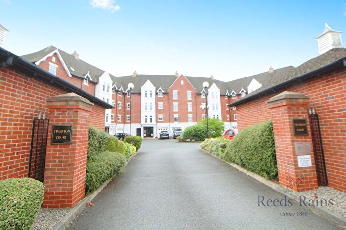 2 Bedroom Apartment For Sale In Blakemere Drive, Northwich, Cheshire, CW9