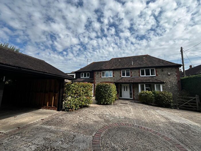4 Bedroom Detached House For Sale In The Street, Lympne, CT21