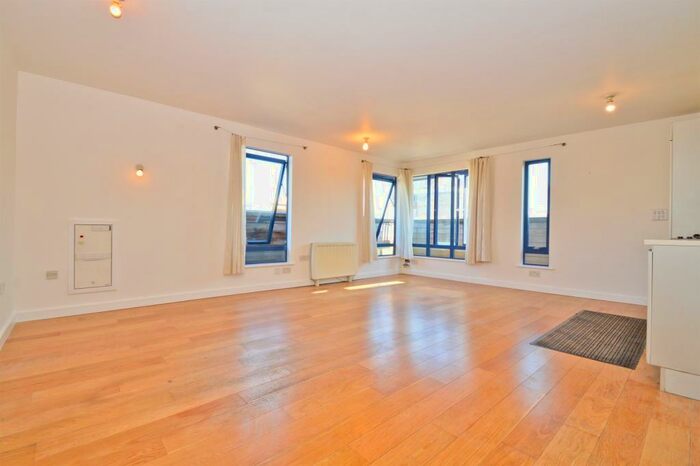 1 Bedroom Apartment To Rent In Hare Row, London, E2