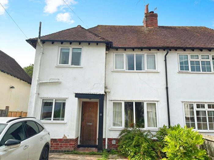 2 Bedroom House To Rent In Kendall Avenue, Stratford-upon-Avon, CV37